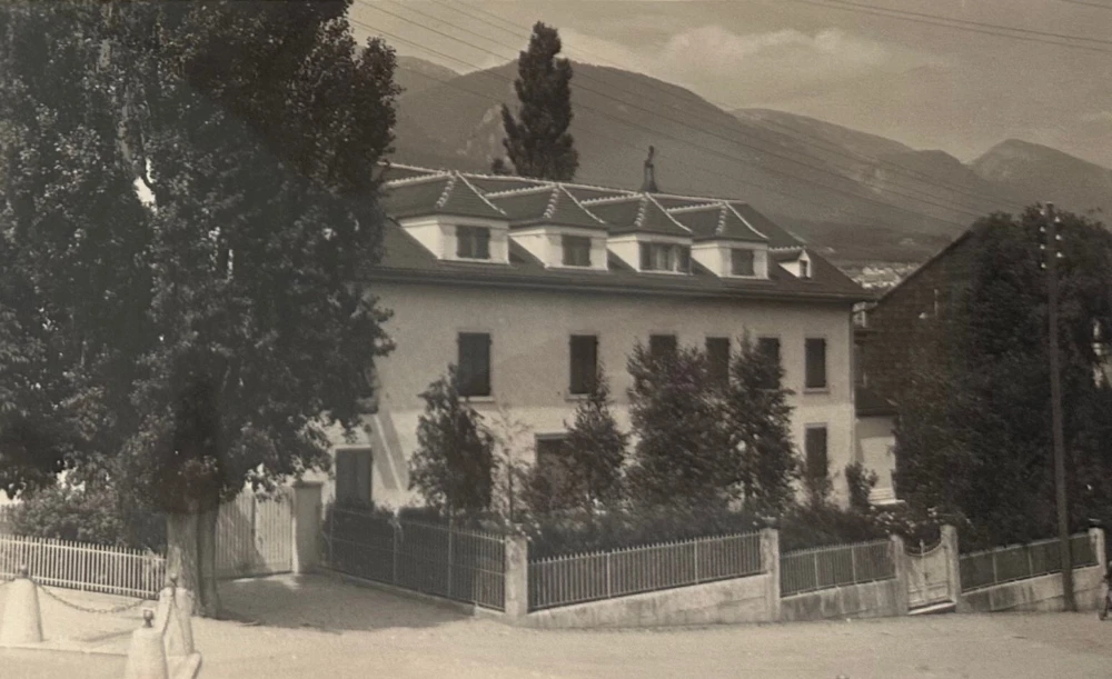 Daester Schild Haus um 1920 2